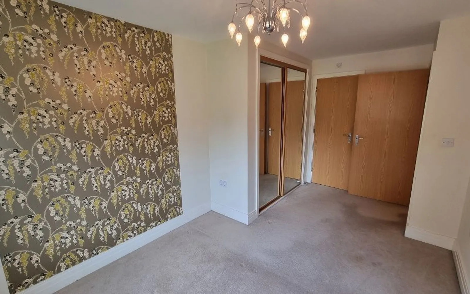 Flat Greenhill in Cherwell District