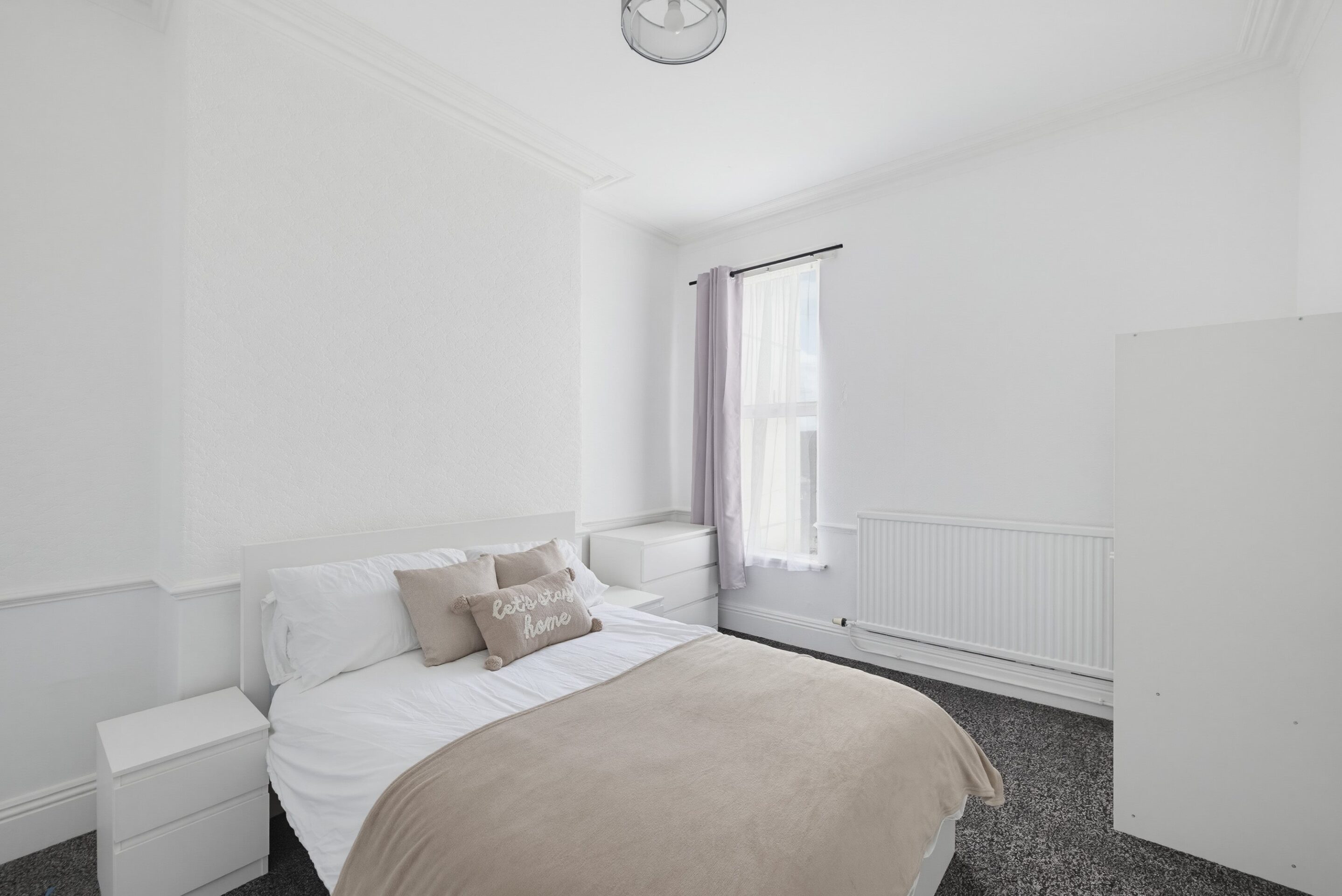 Room Salisbury Road in Plymouth