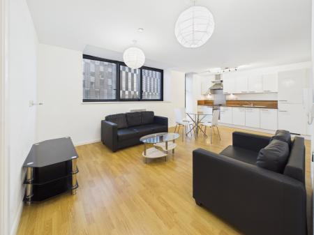 Flat William Jessop Way in Liverpool