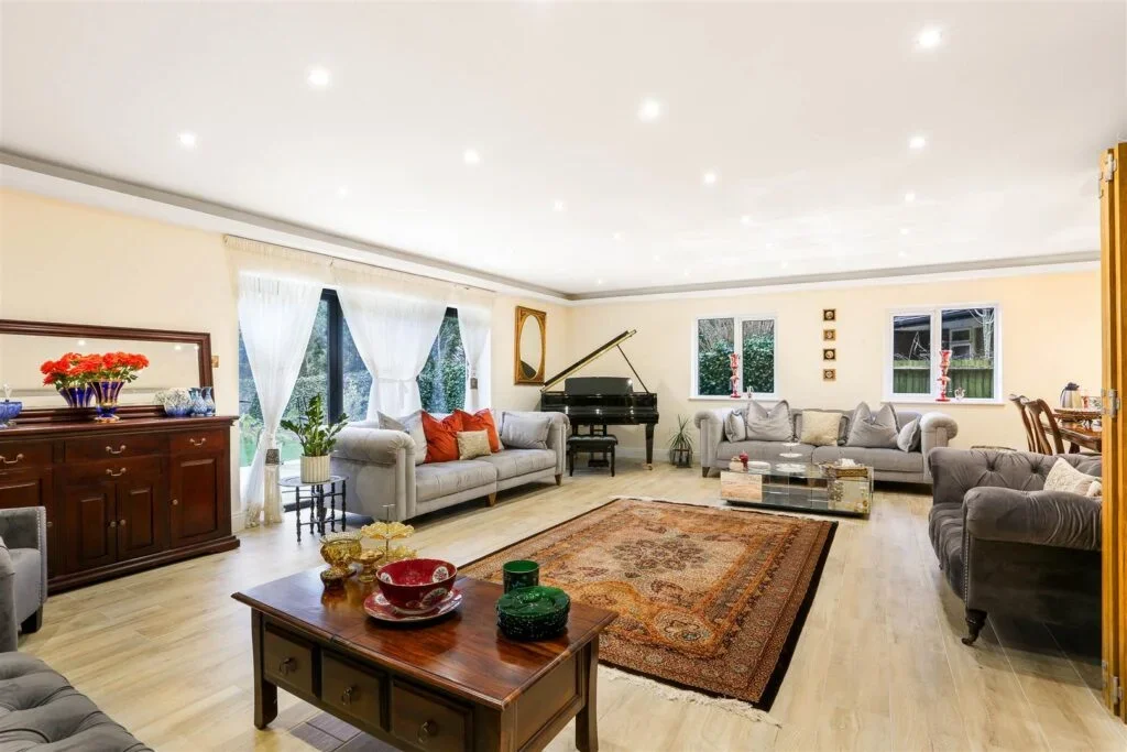 House Chiltern Road in Greater London