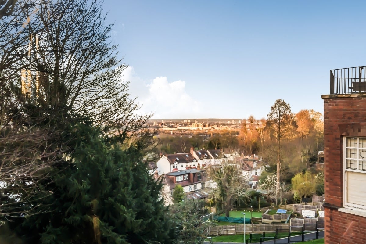 House Shepherds Hill in Greater London