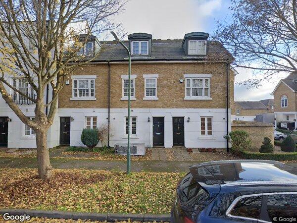 Room Parsley Way in Maidstone