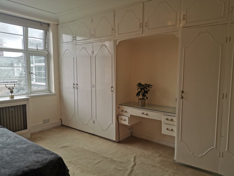 Room Northways in Greater London