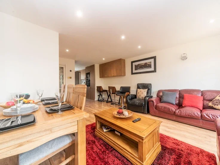 House Whernside Close in Greater London