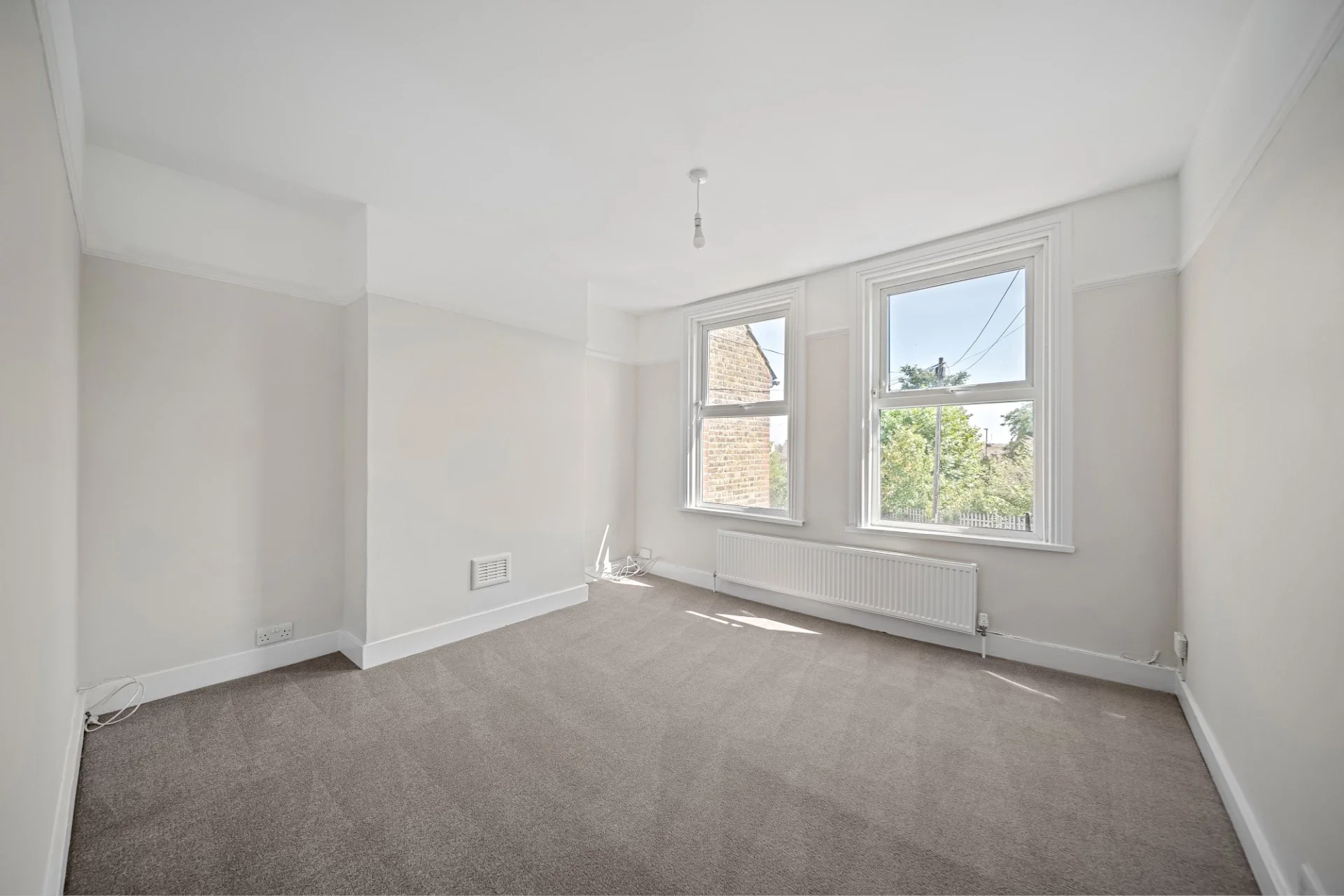 Flat Bexley High Street in Greater London