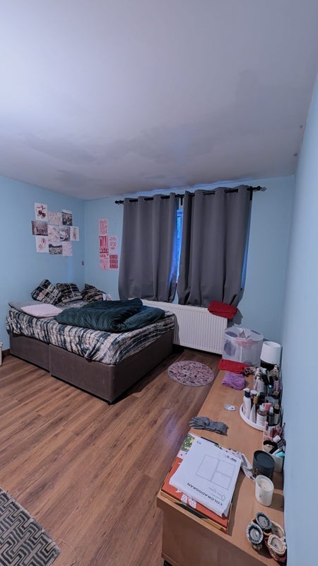 Room Knowehead Terrace in Glasgow