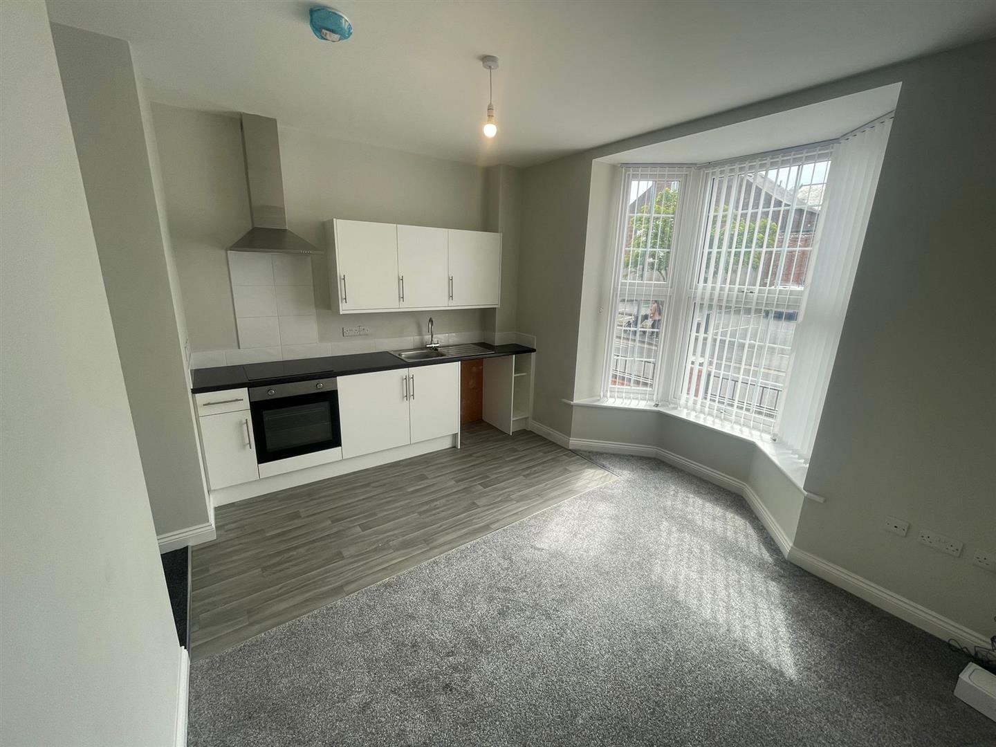 Flat Union Street in Willenhall