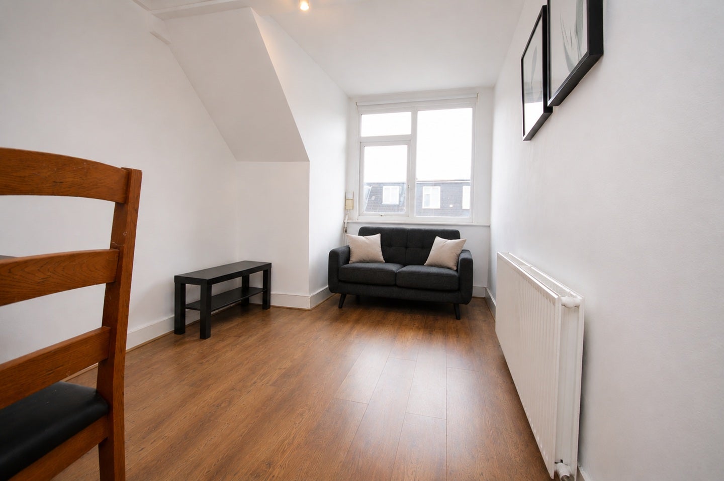 Flat Willesden Lane in Greater London