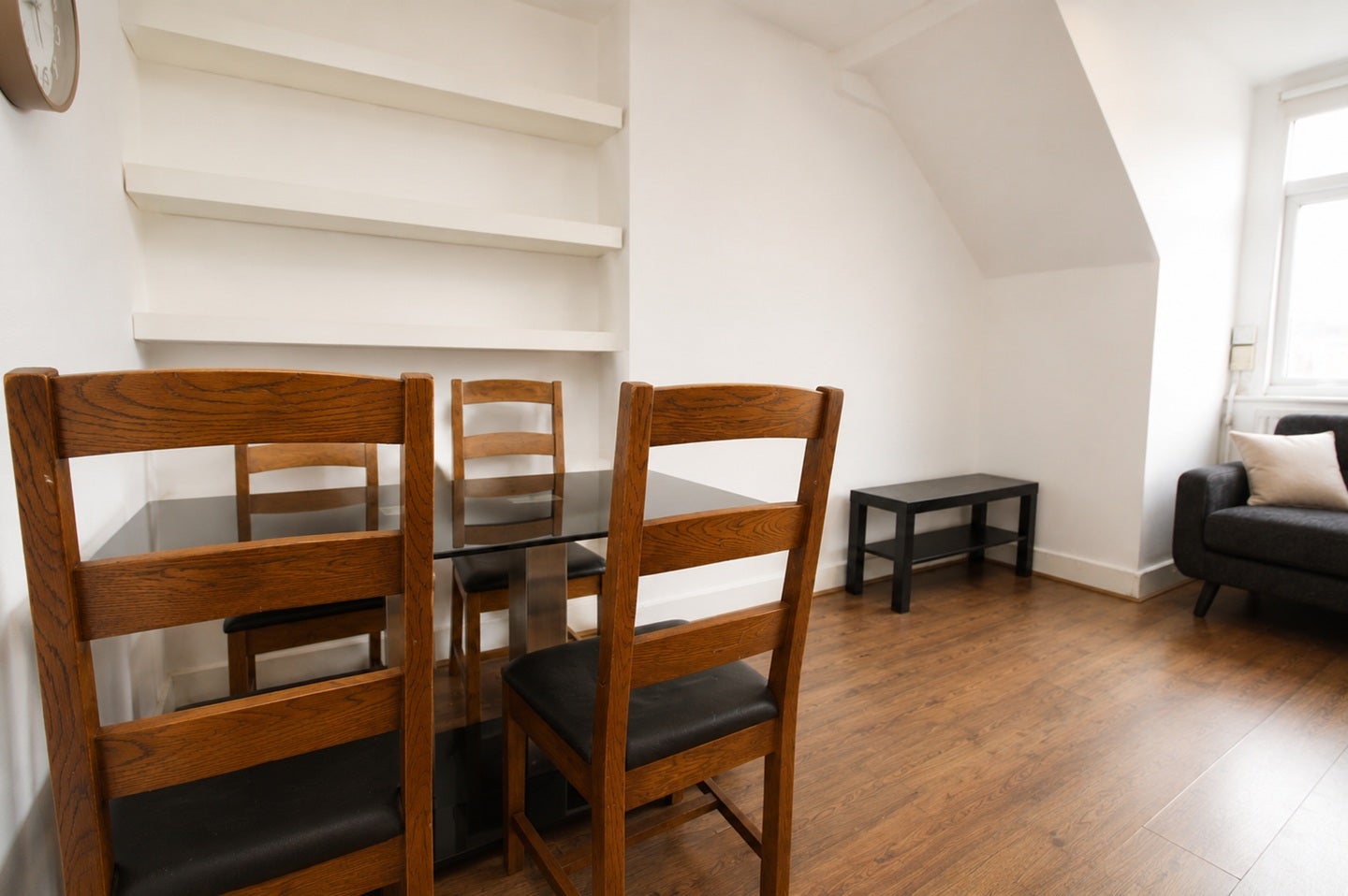 Flat Willesden Lane in Greater London