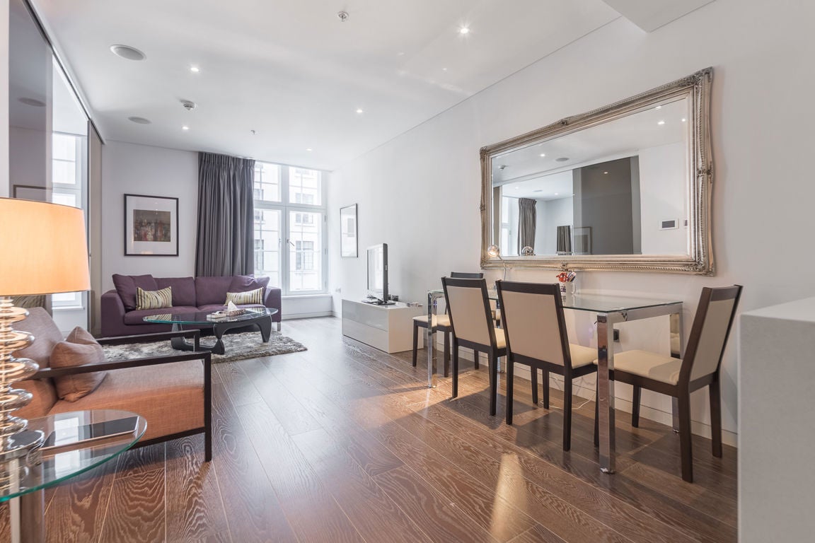 Flat Aldwych in City of Westminster