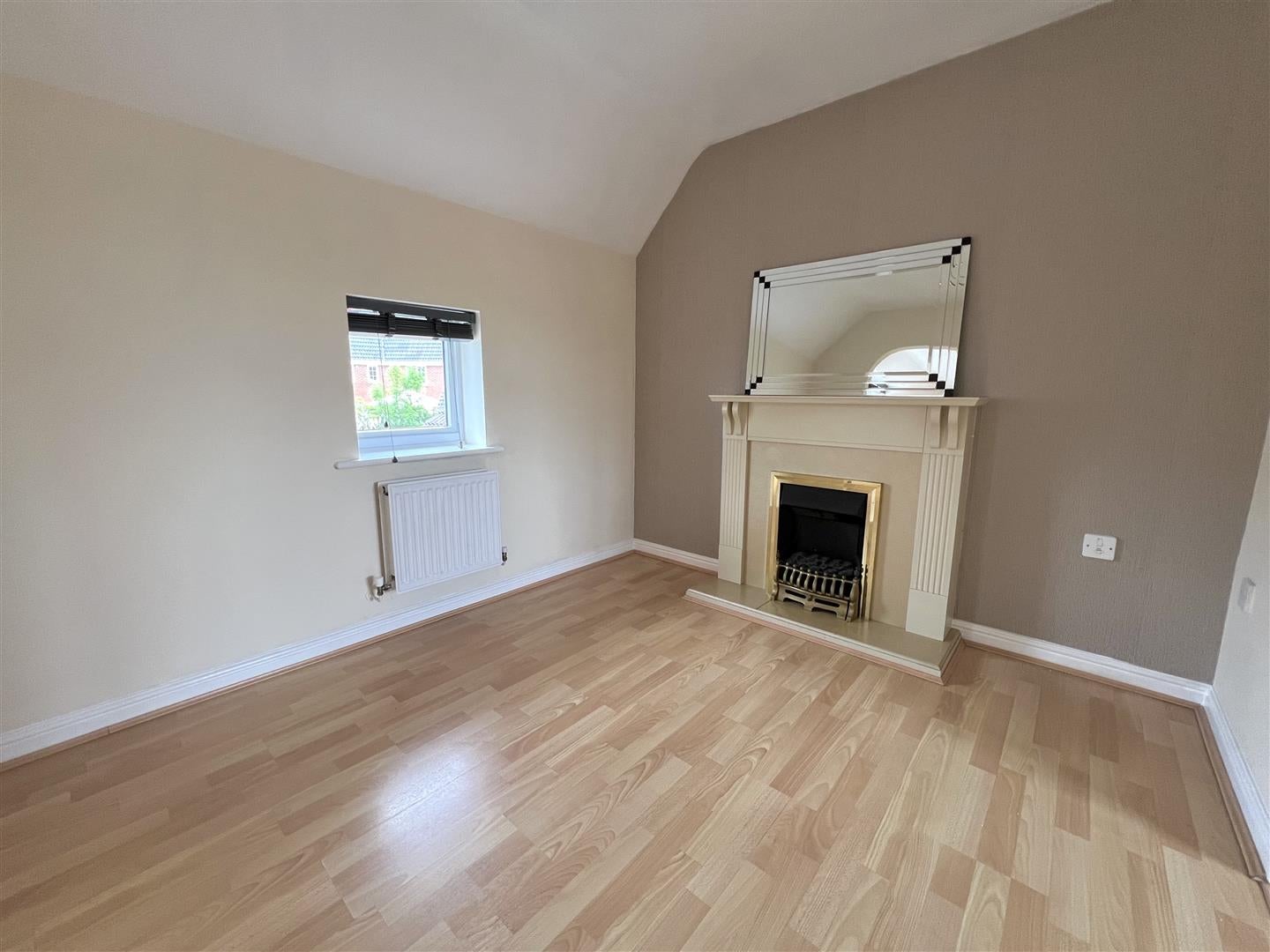 Flat Reuben Avenue in Nuneaton and Bedworth