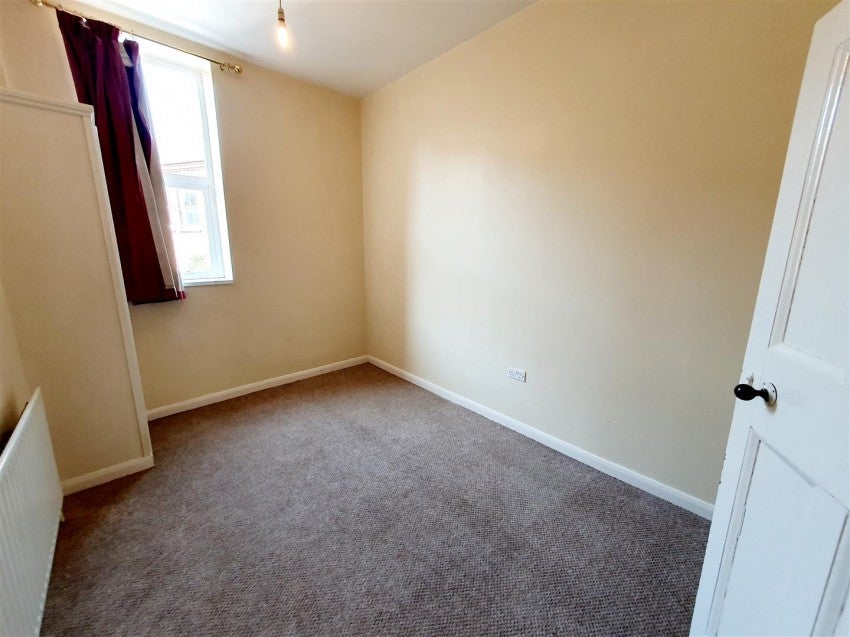 Flat Newland Street in Kettering