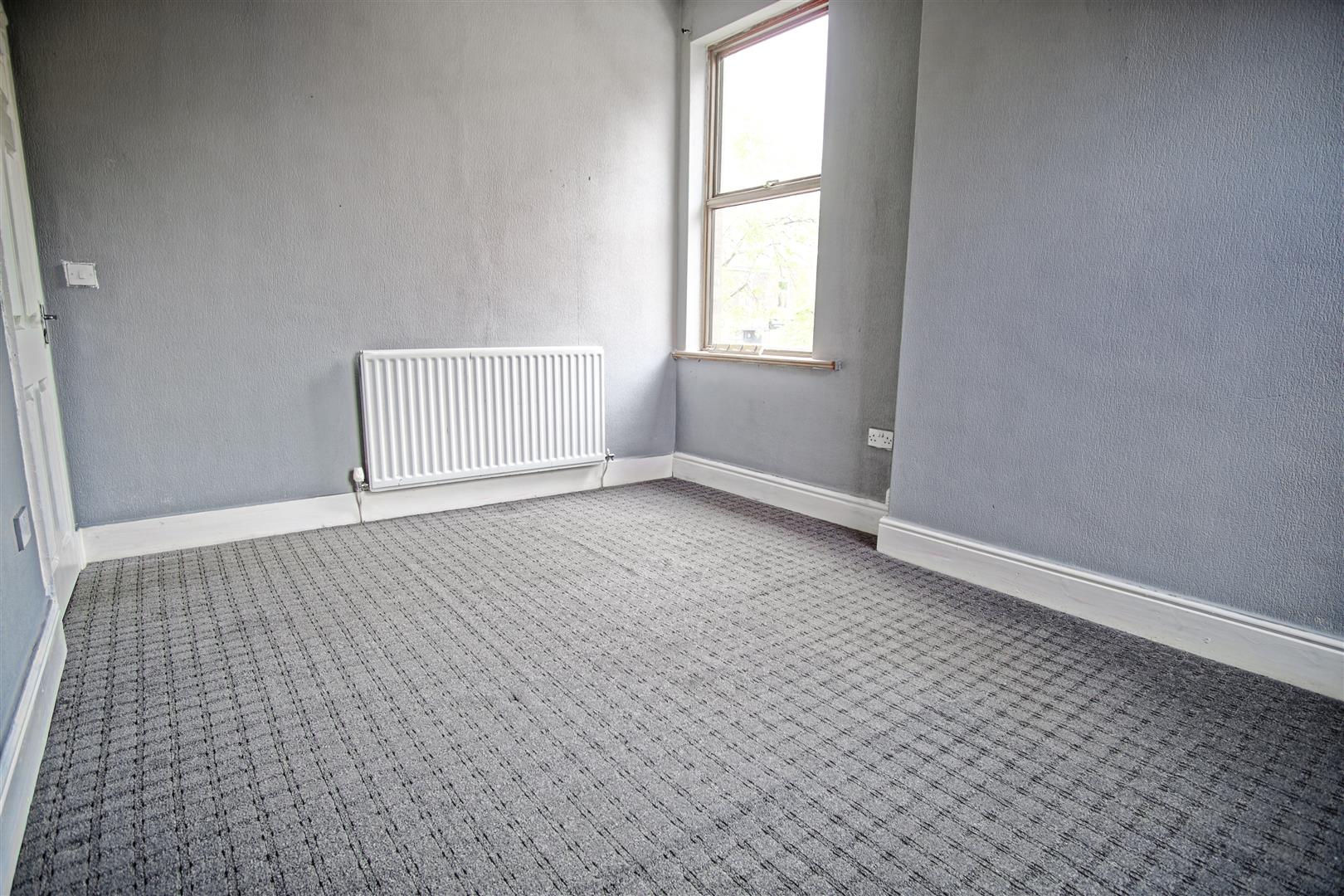 Flat Lovat Road in Preston