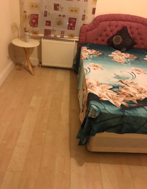 Room White Horse Road in Greater London