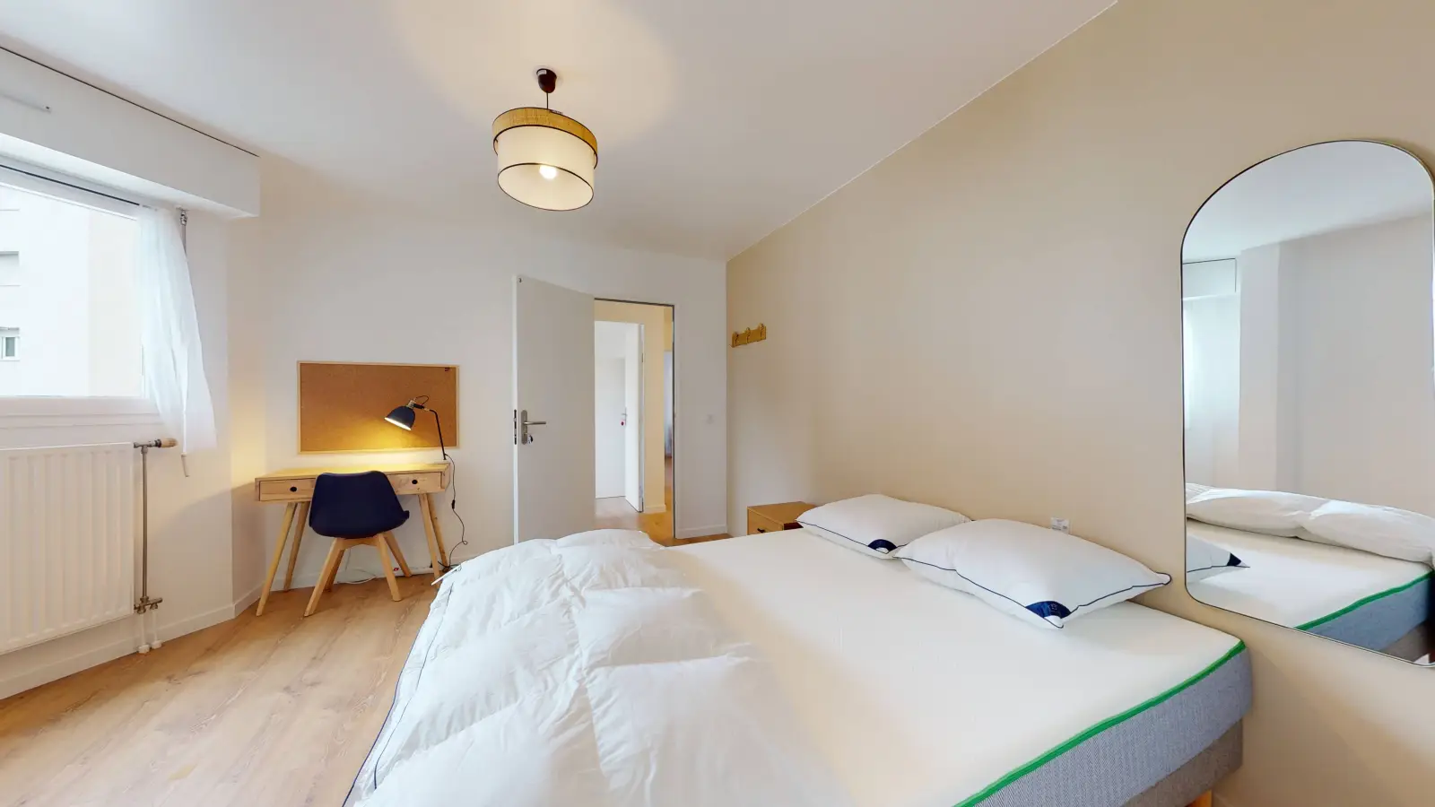 Room Place Samuel de Champlain in Courbevoie