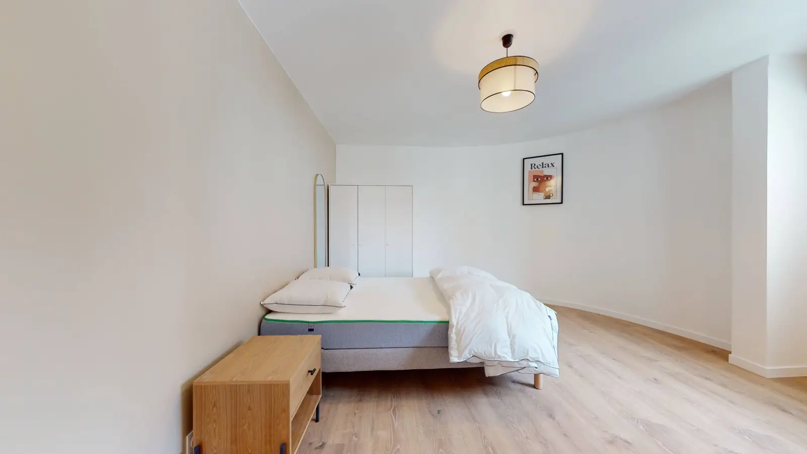 Room Place Samuel de Champlain in Courbevoie