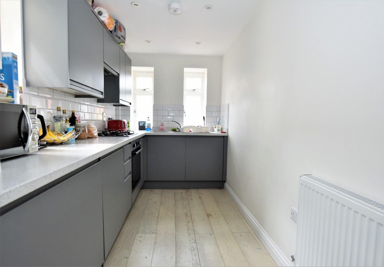 Flat Sheldons Court in Cheltenham