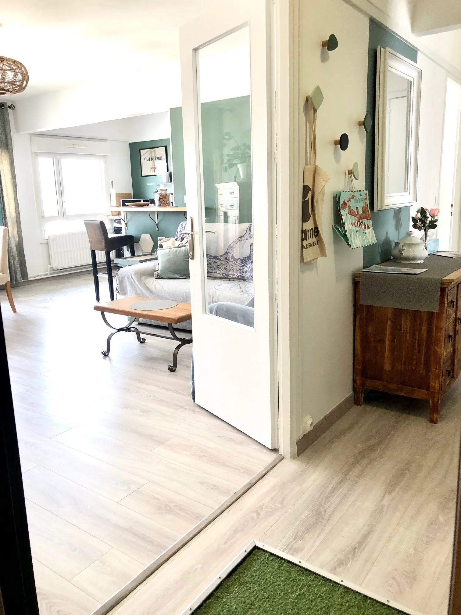 Flat Place Chanoine Ladame in Reims
