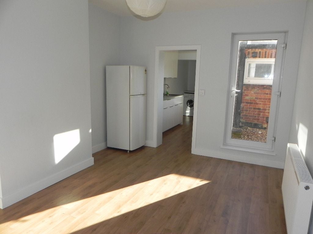 Flat Ludlow Road in Guildford