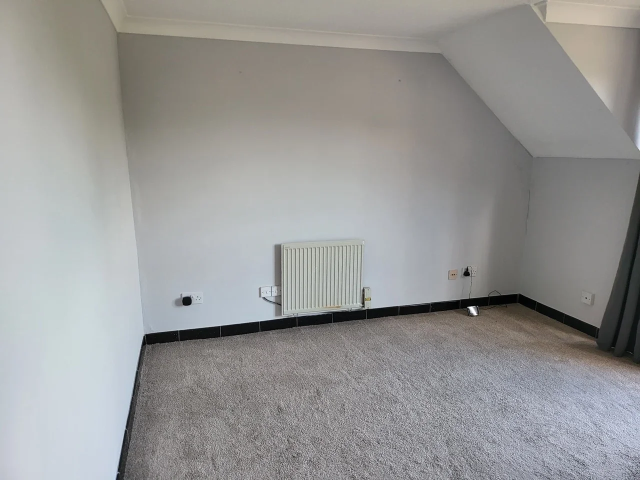 House Shire Place in Crawley