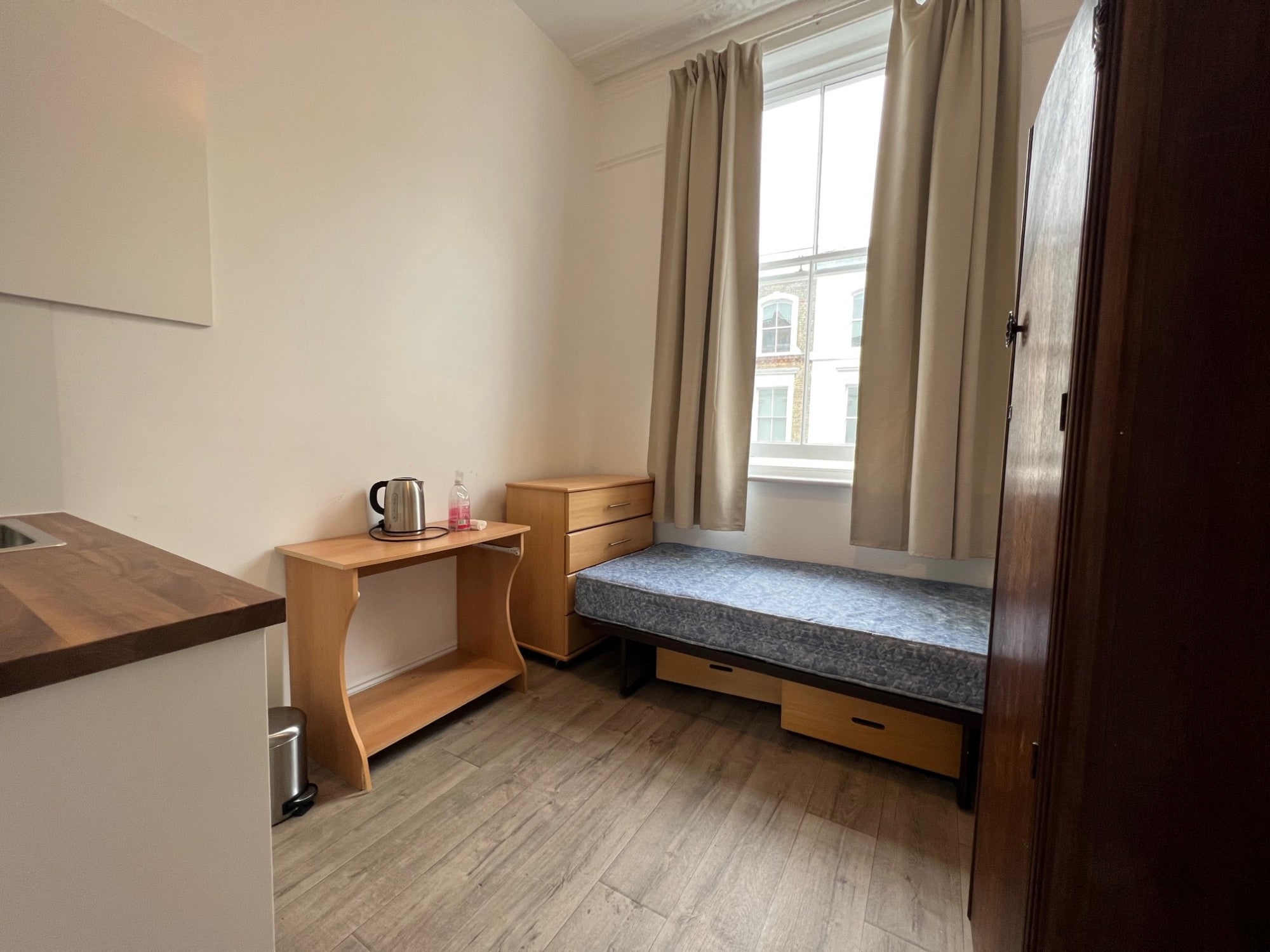 Flat Fulham Road in Greater London