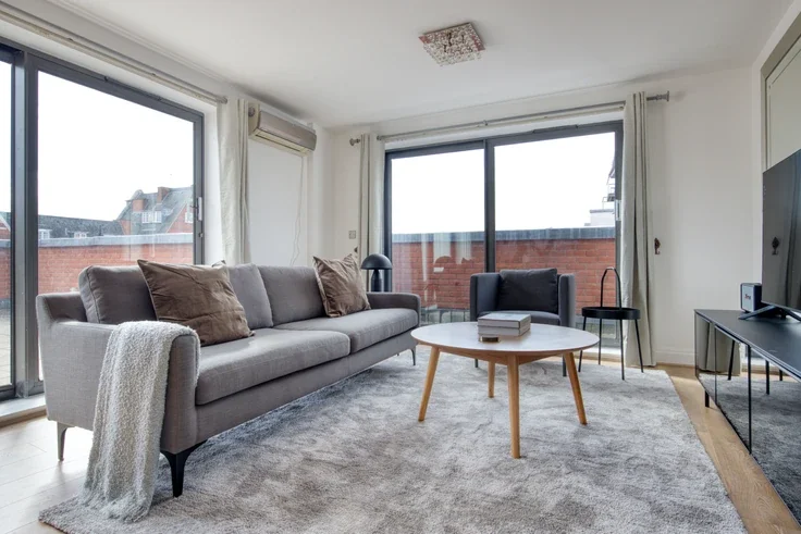 Flat Montaigne Close in City of Westminster