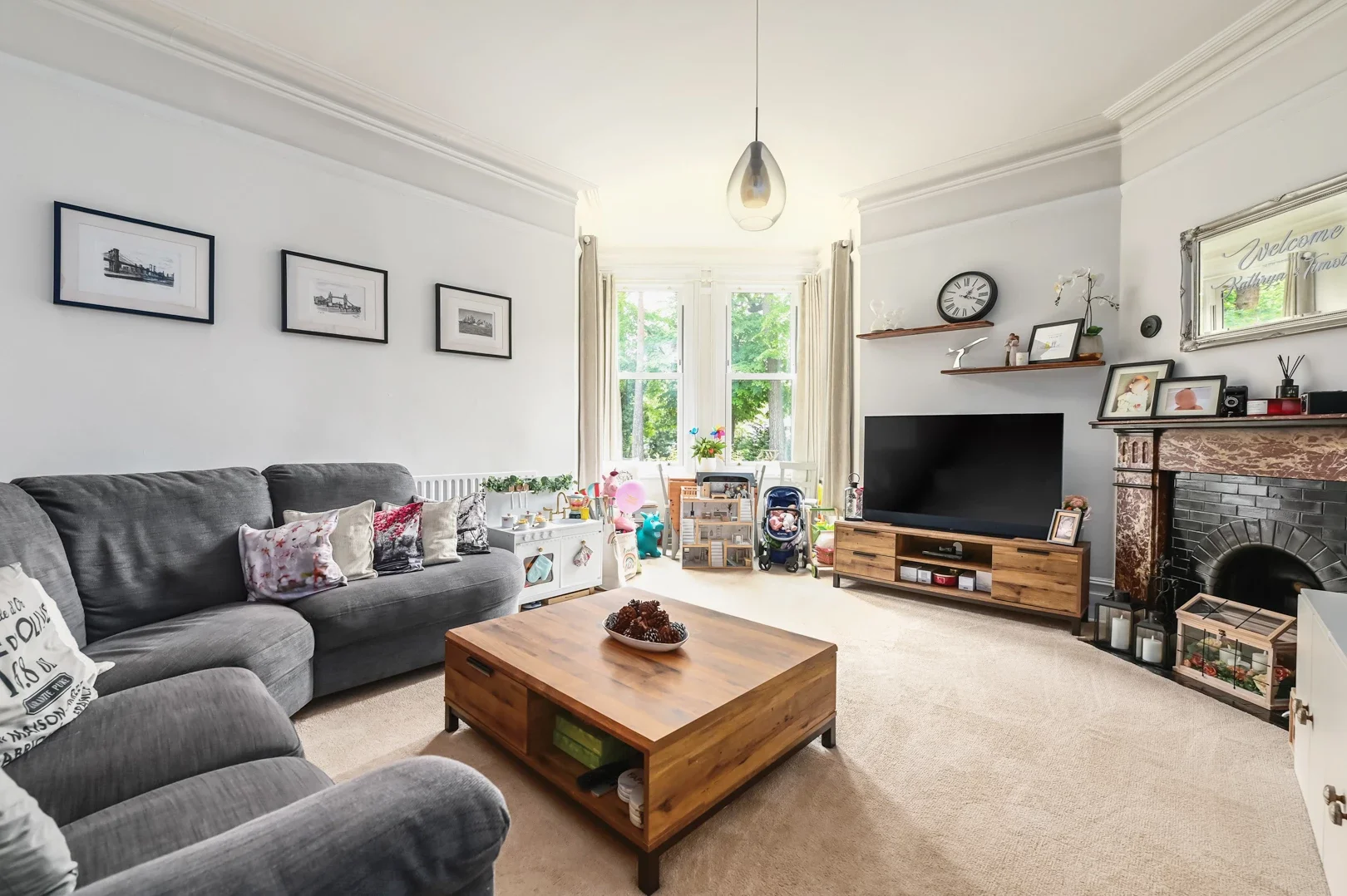 Flat Osborne Road in Rushmoor