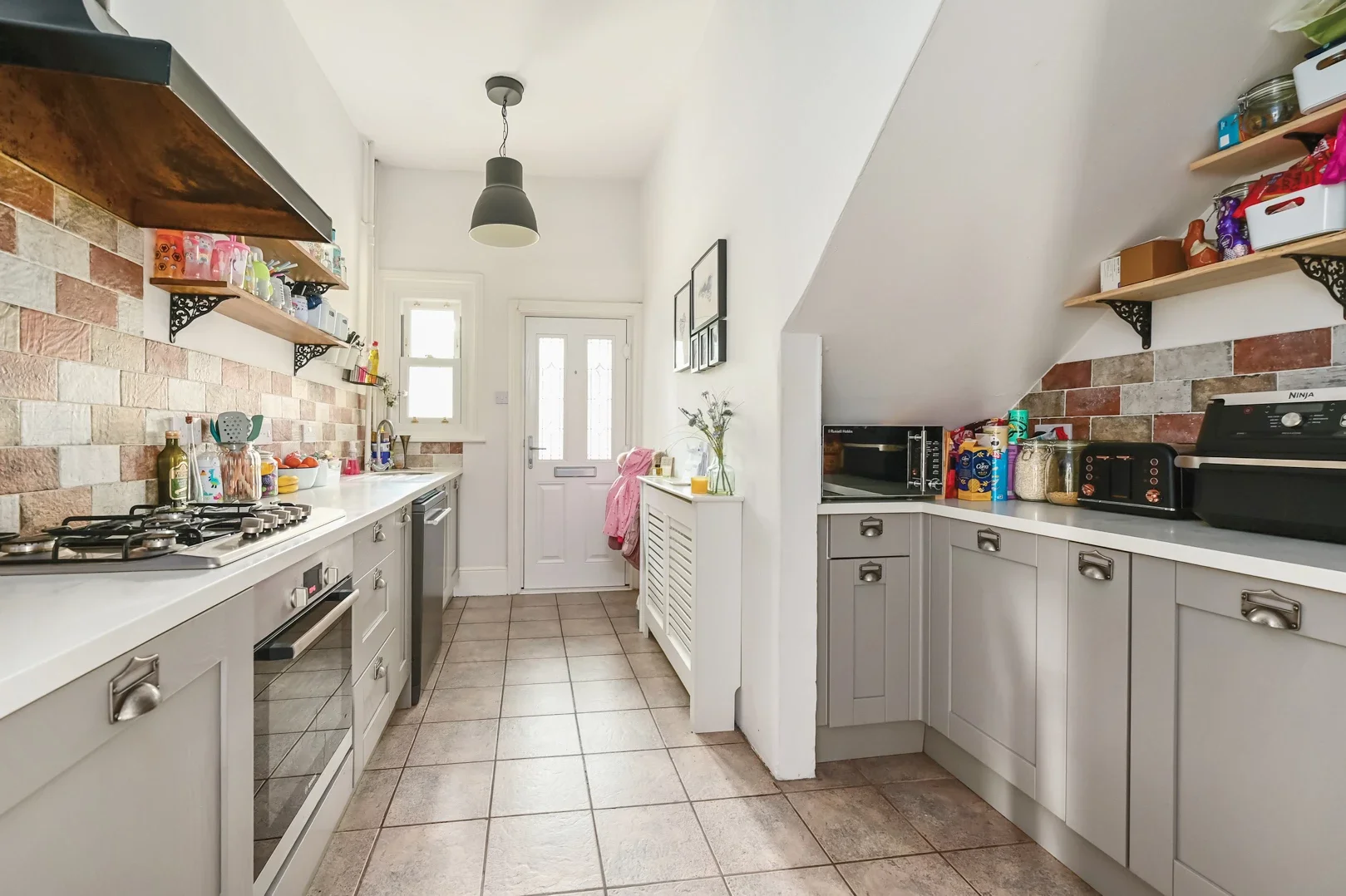 Flat Osborne Road in Rushmoor