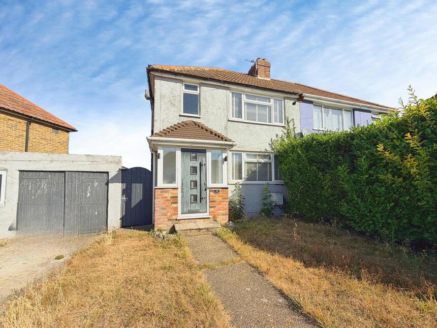 House Astrid Road in Deal