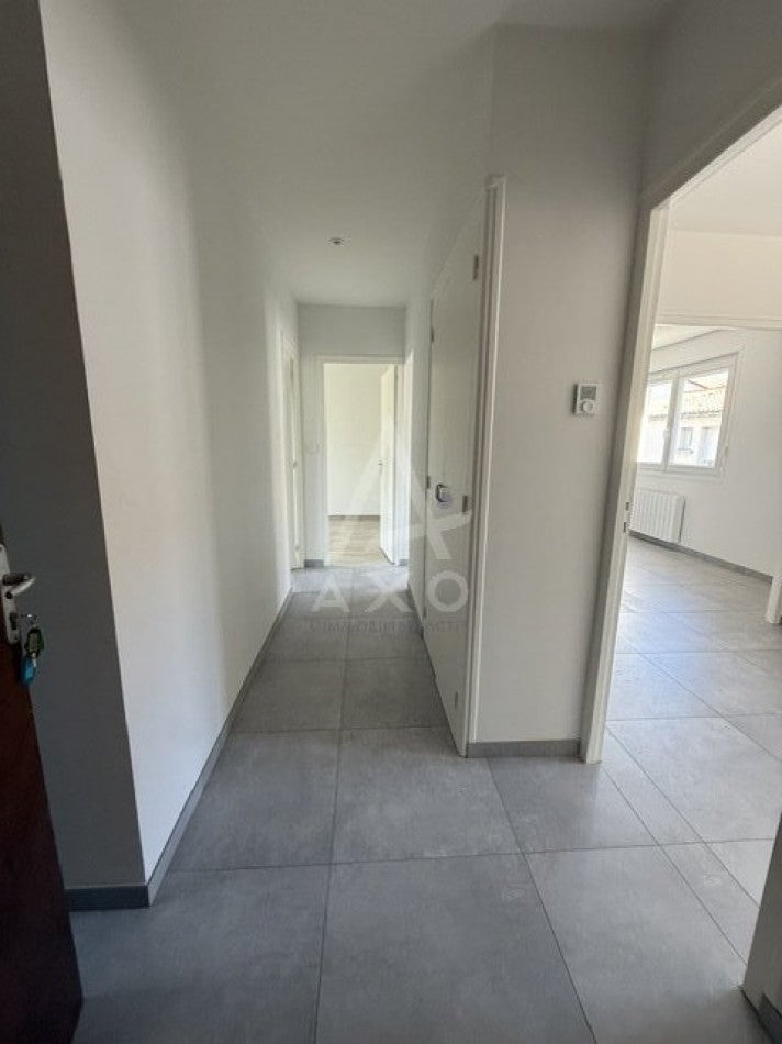Flat Place Pierre Monnereau in Les Brouzils