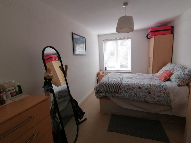 Room George Mews in Greater London