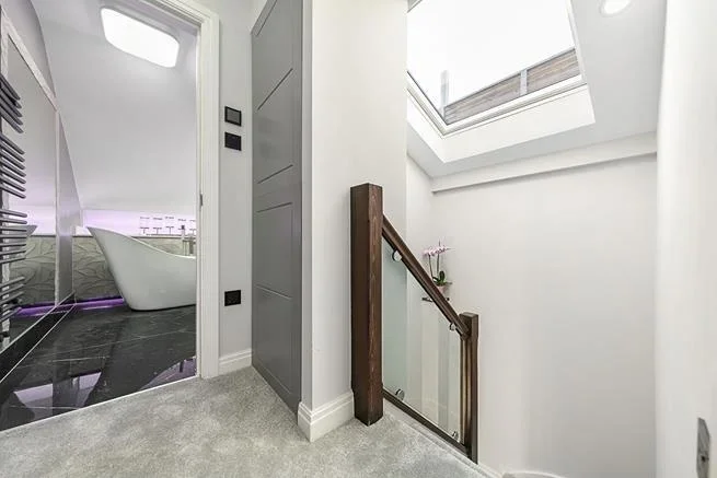 House Glenthorne Road in Greater London