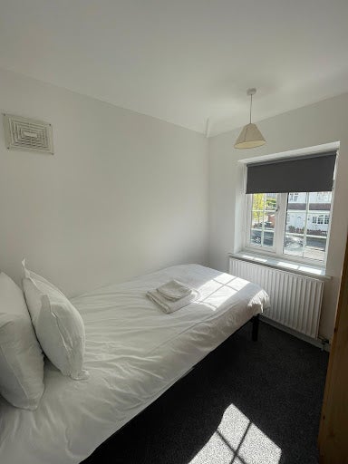 Room Avalon Road in Greater London