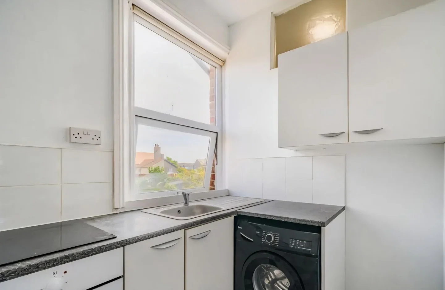 Flat Queen's Road in Hoylake