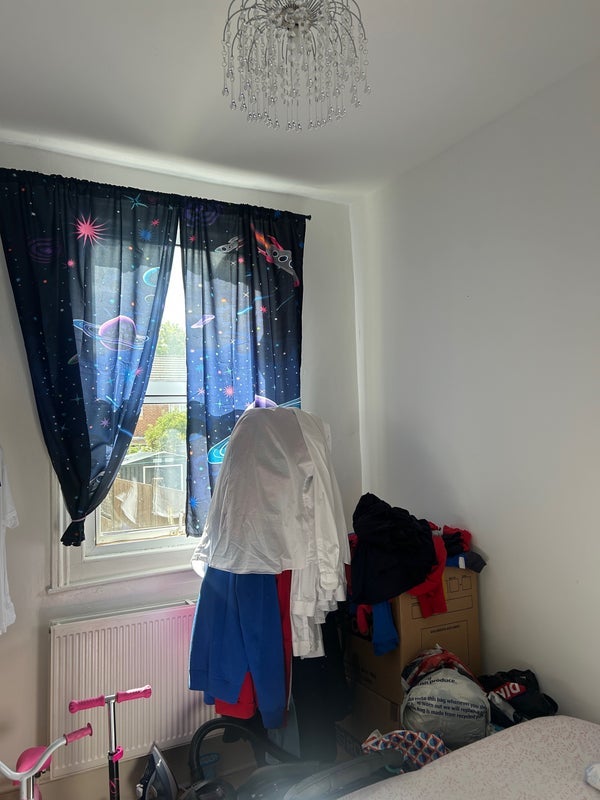 Room Palace Road in Greater London
