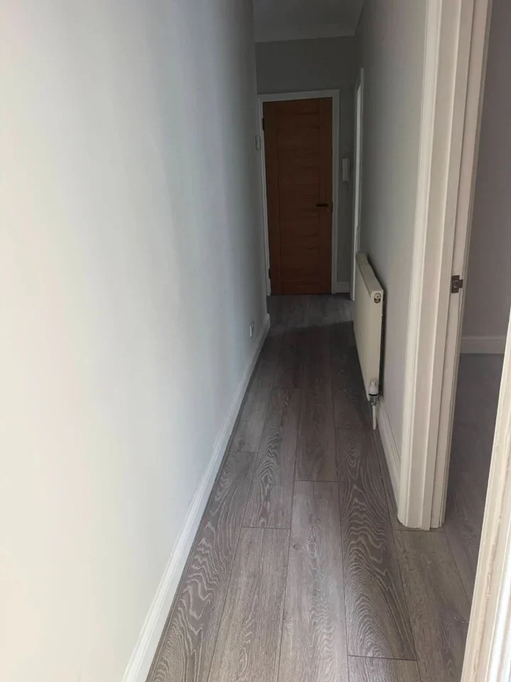 Flat Myddleton Road in Greater London