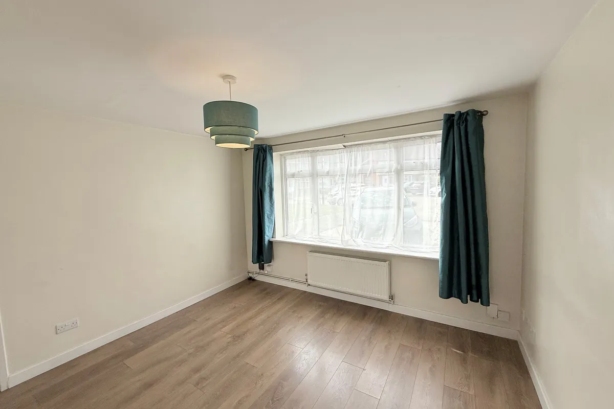 House Coombe Close in Crawley