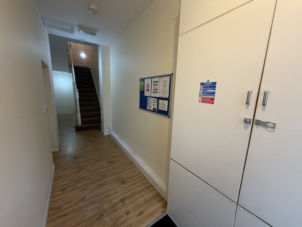 Flat Rufford Road in Manchester