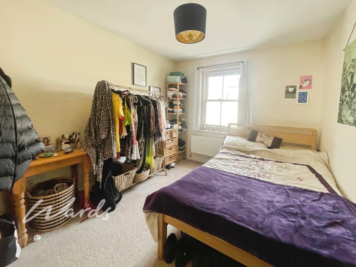 Flat Wacher Court in Canterbury