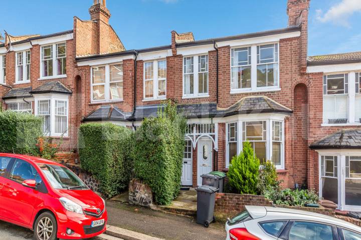 Flat Park Road in Greater London