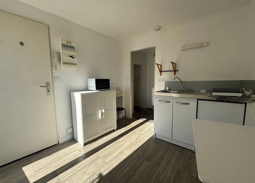 Room Rue Abel Tassin in Buxerolles