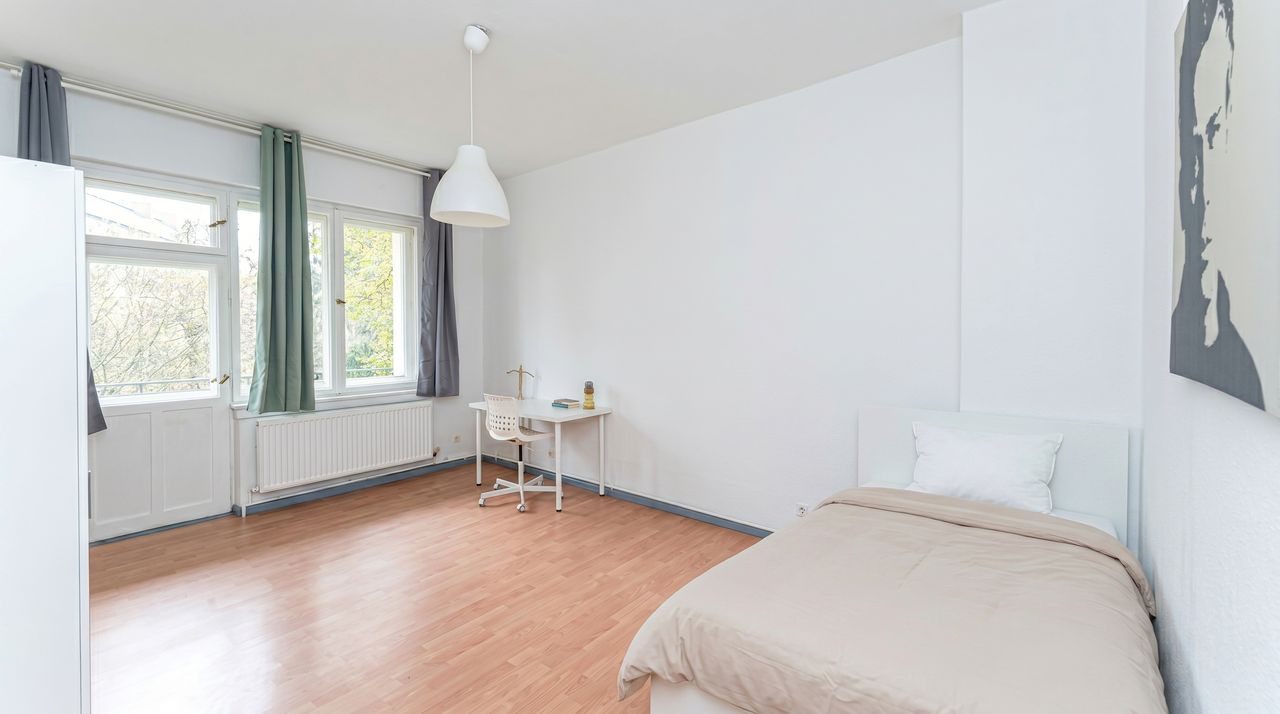 Zimmer Braunlager Straße in Berlin