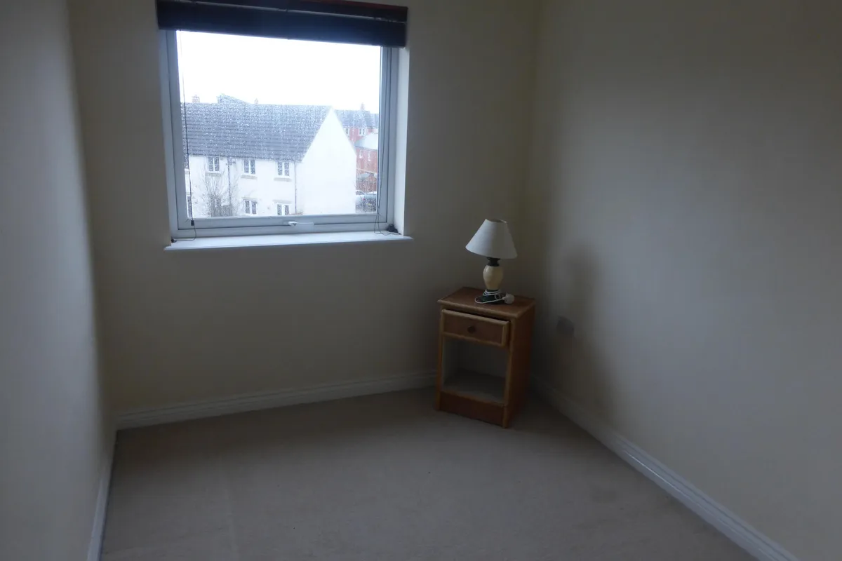 Flat Celsus Grove in Swindon