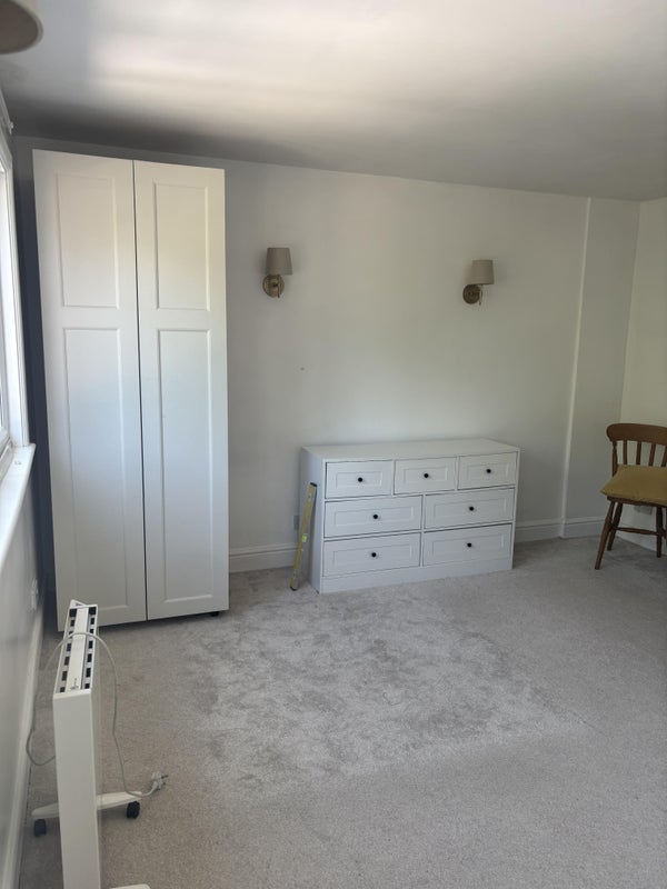 Room Horsham Road in Mid Sussex