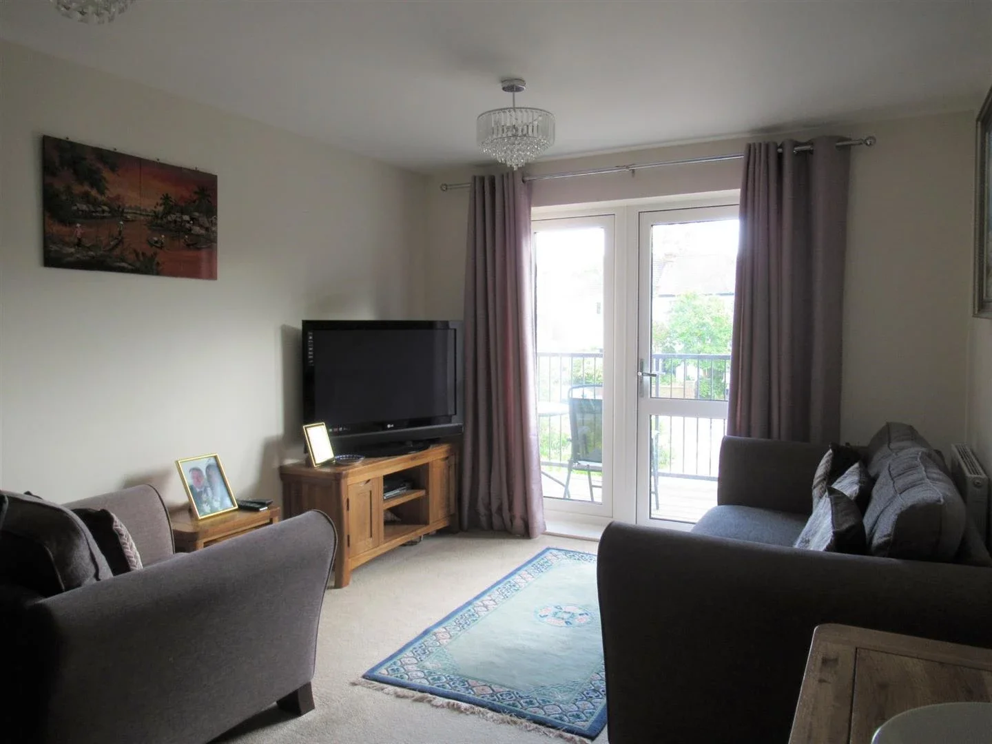 Flat Shingly Place in Greater London