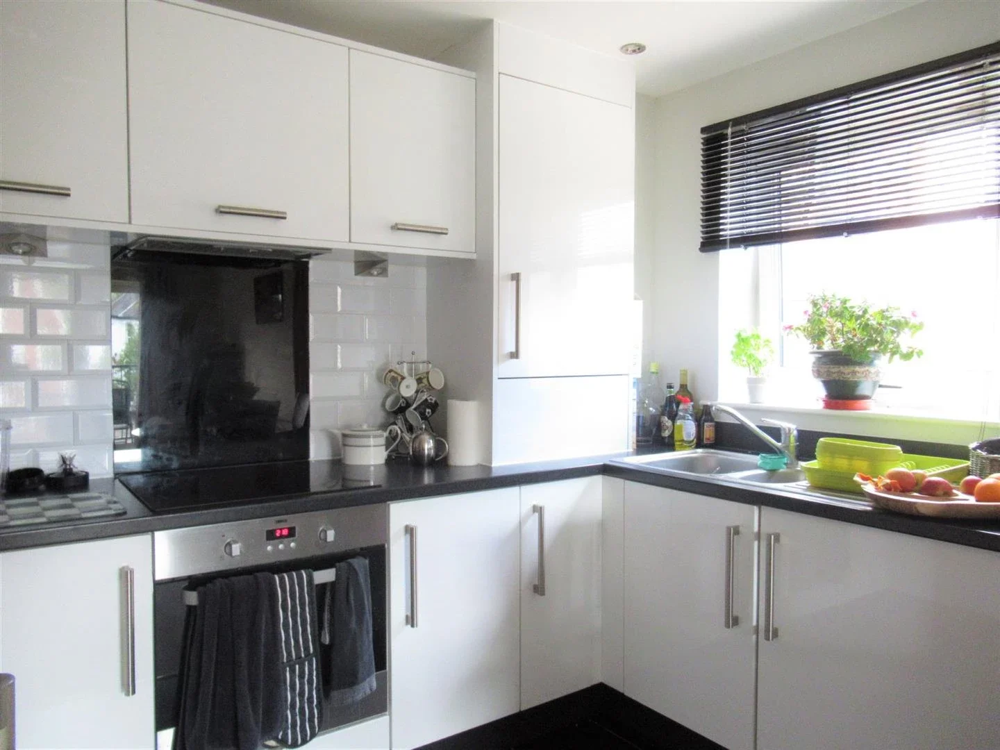Flat Shingly Place in Greater London