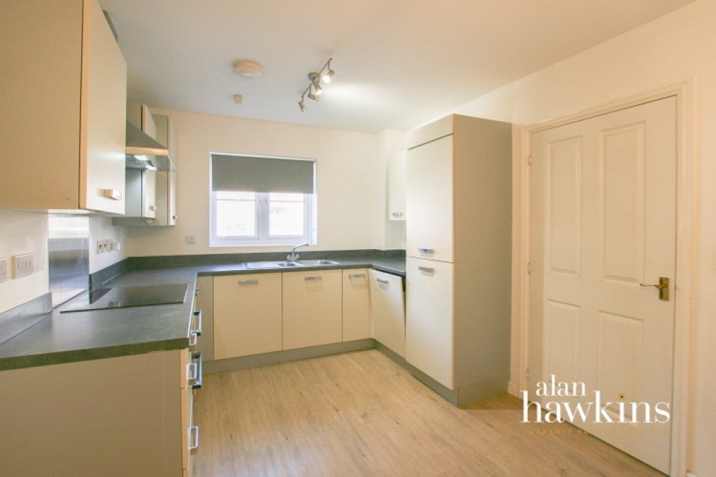 House Buxton Way in Royal Wootton Bassett