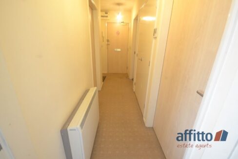 Flat Gillquart Way in Coventry
