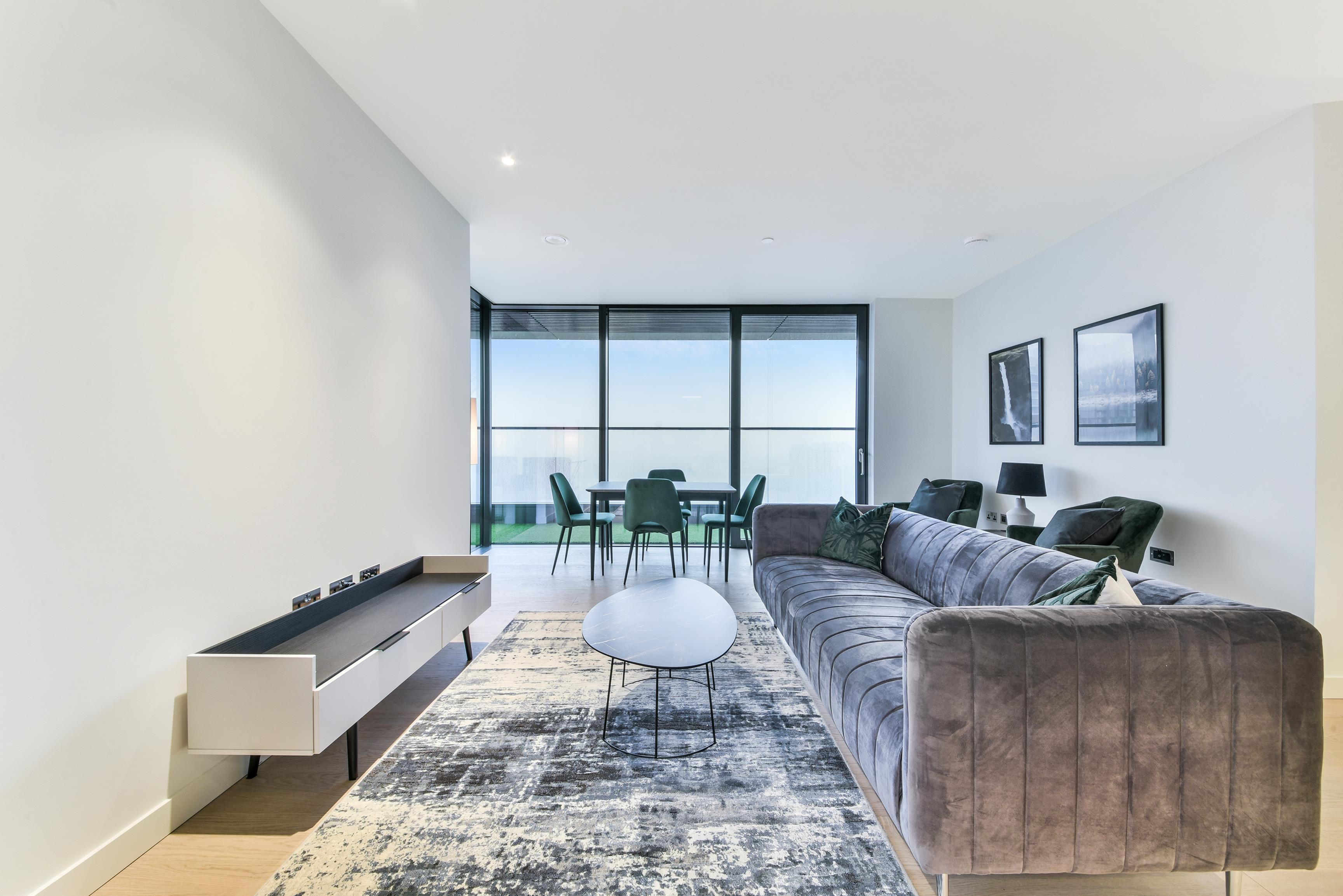 Flat Burdett Road in Greater London