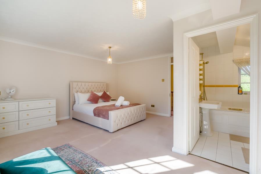 House Potters Heights Close in Greater London